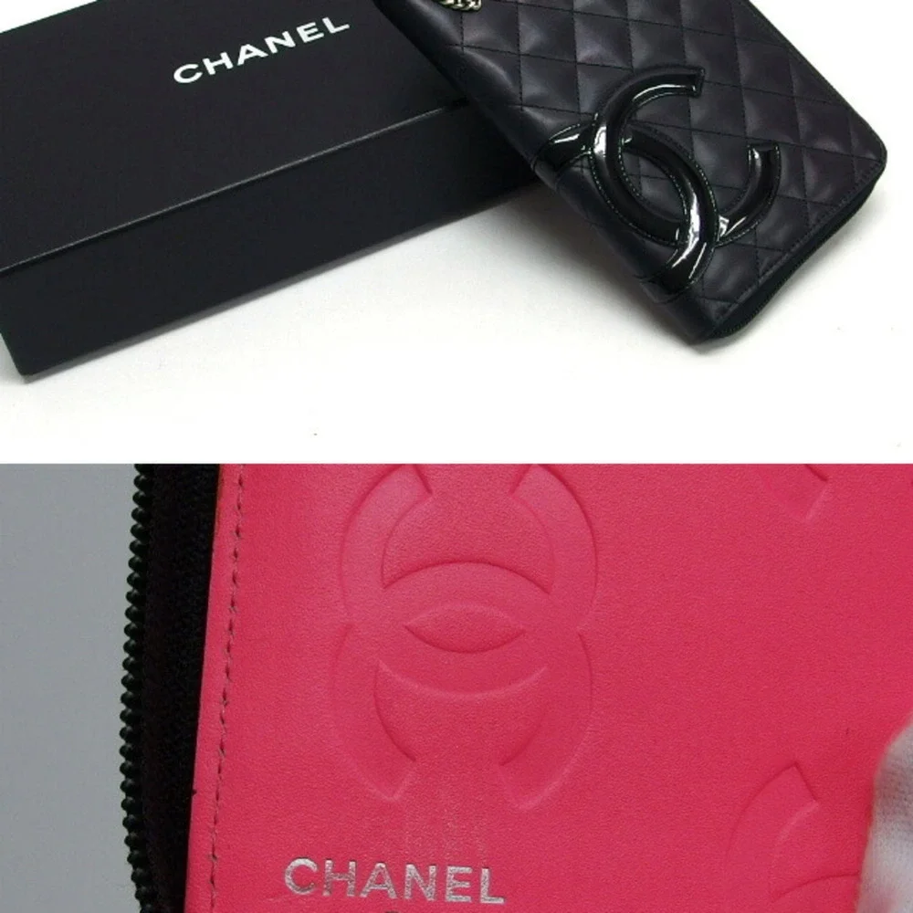 CHANEL Authentic Black Wallet